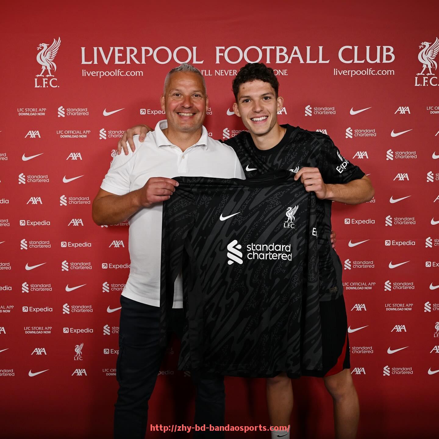 半岛体育-法甲赛季赛程安排及重要比赛时间节点